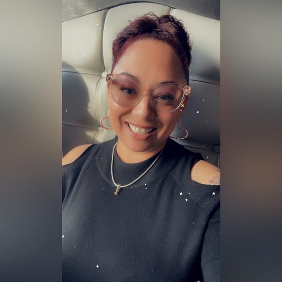 Meet your Posher, Susie - Picture 1 of 2